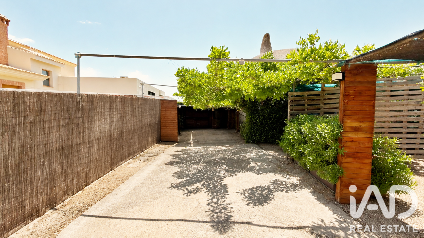 Talo Castalla, Alicante, Espanja 7 makuuhuonetta, 409 m2 No. 187647