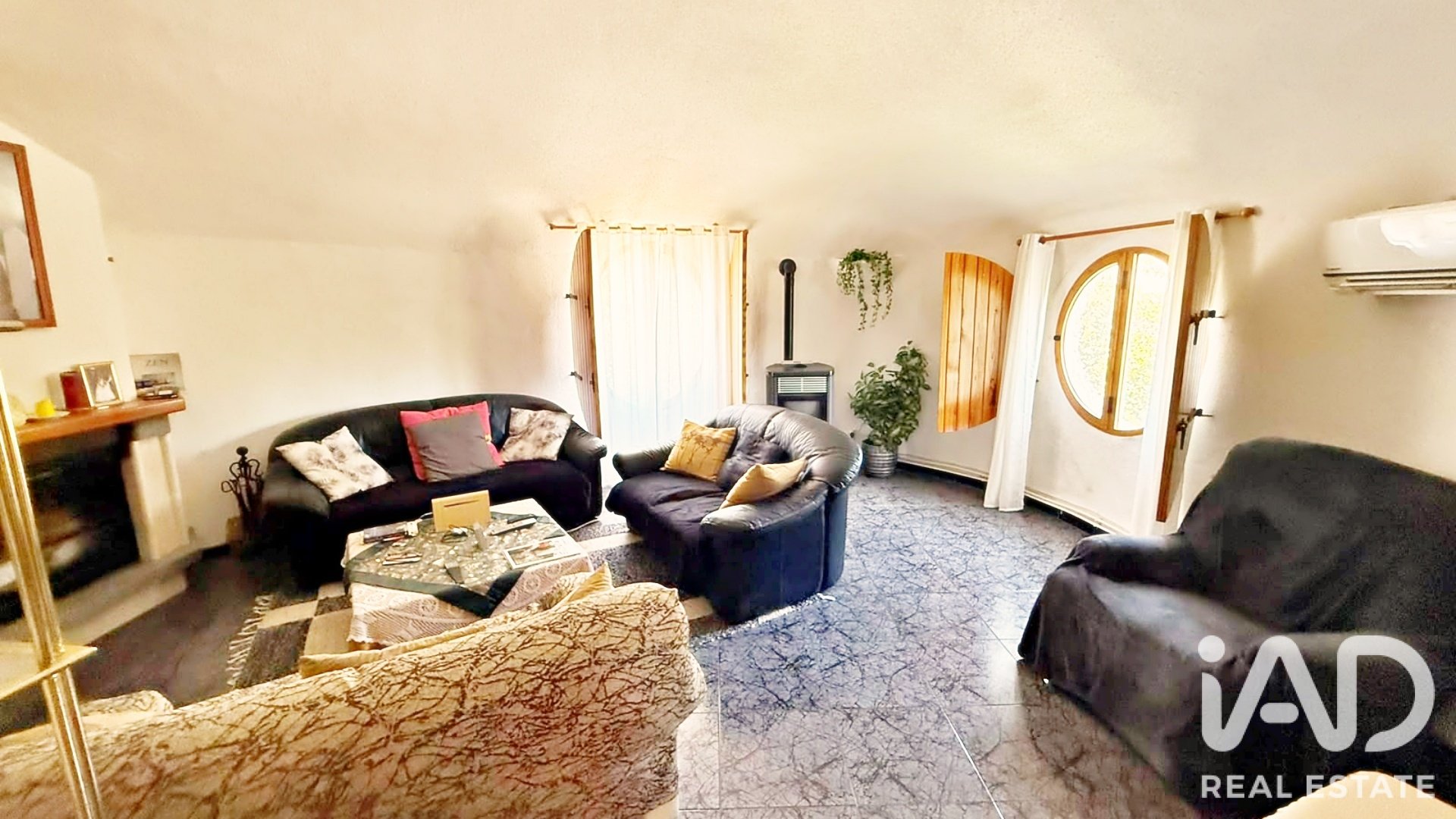 Talo Castalla, Alicante, Espanja 7 makuuhuonetta, 409 m2 No. 187647