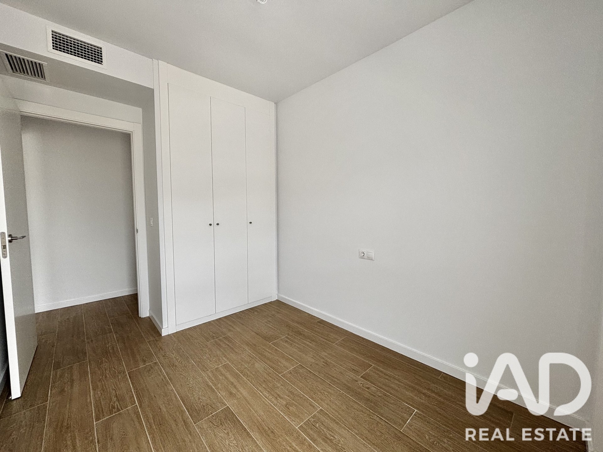 Apartamento en Dénia, Alicante, España 2 dormitorios, 98 m2 No. 187648