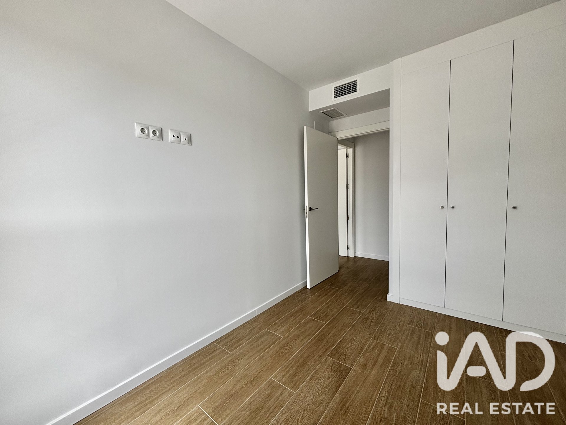 Apartamento en Dénia, Alicante, España 2 dormitorios, 98 m2 No. 187648