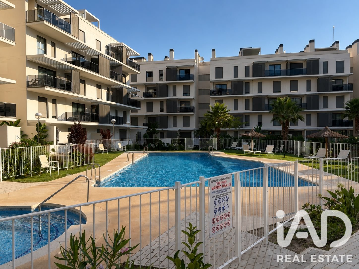 Apartamento en Dénia, Alicante, España 2 dormitorios, 98 m2 No. 187648