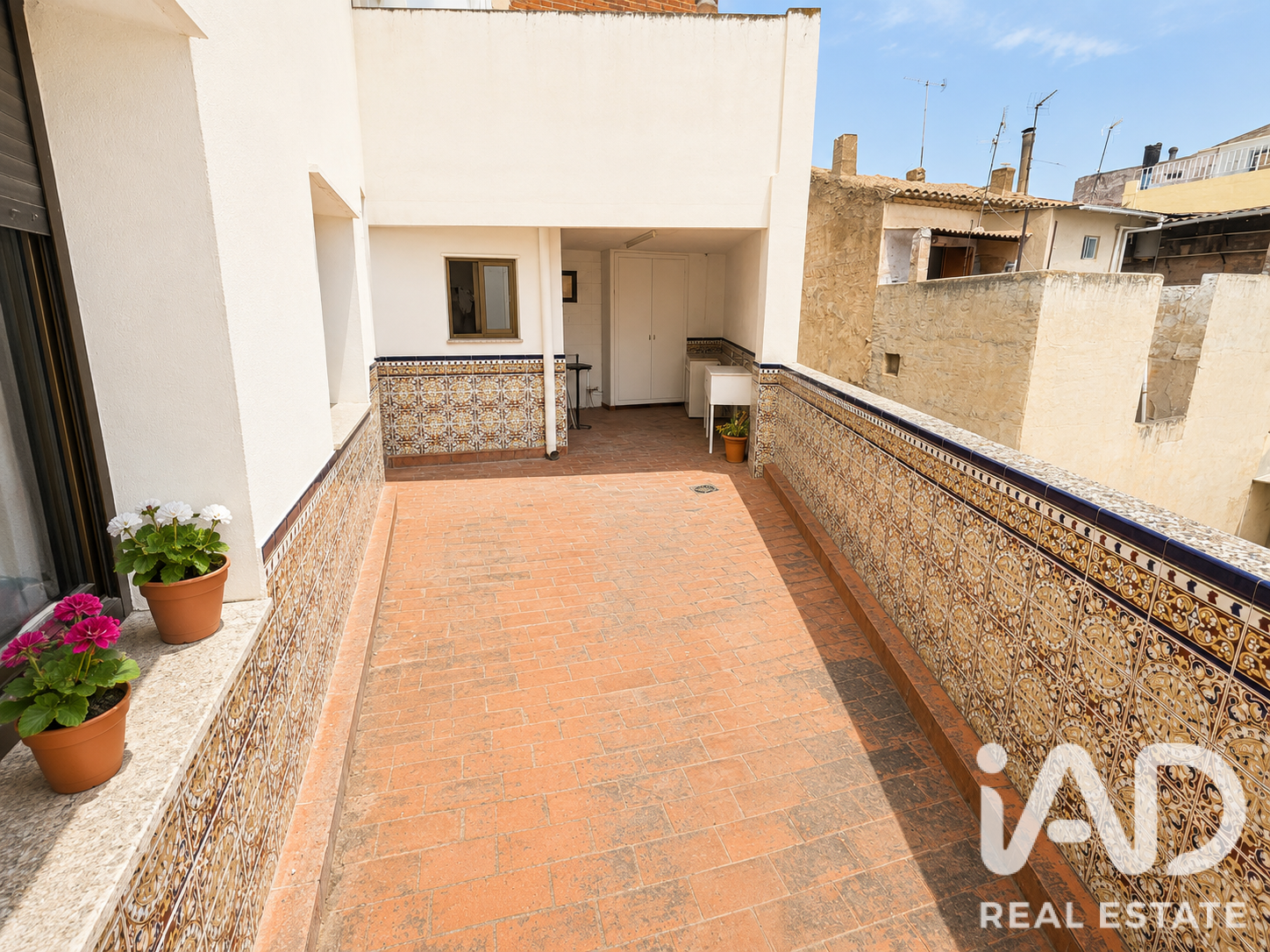 Commercial property in Calasparra, Murcia, Spain 800 sq.m. No. 187649