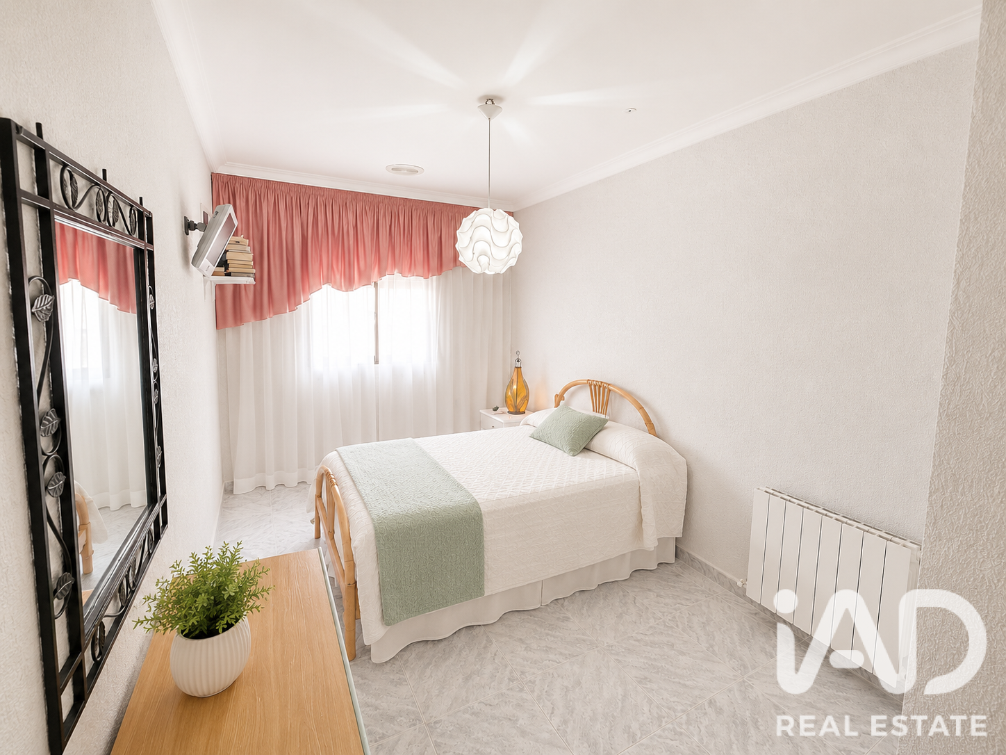 Commercial property in Calasparra, Murcia, Spain 800 sq.m. No. 187649