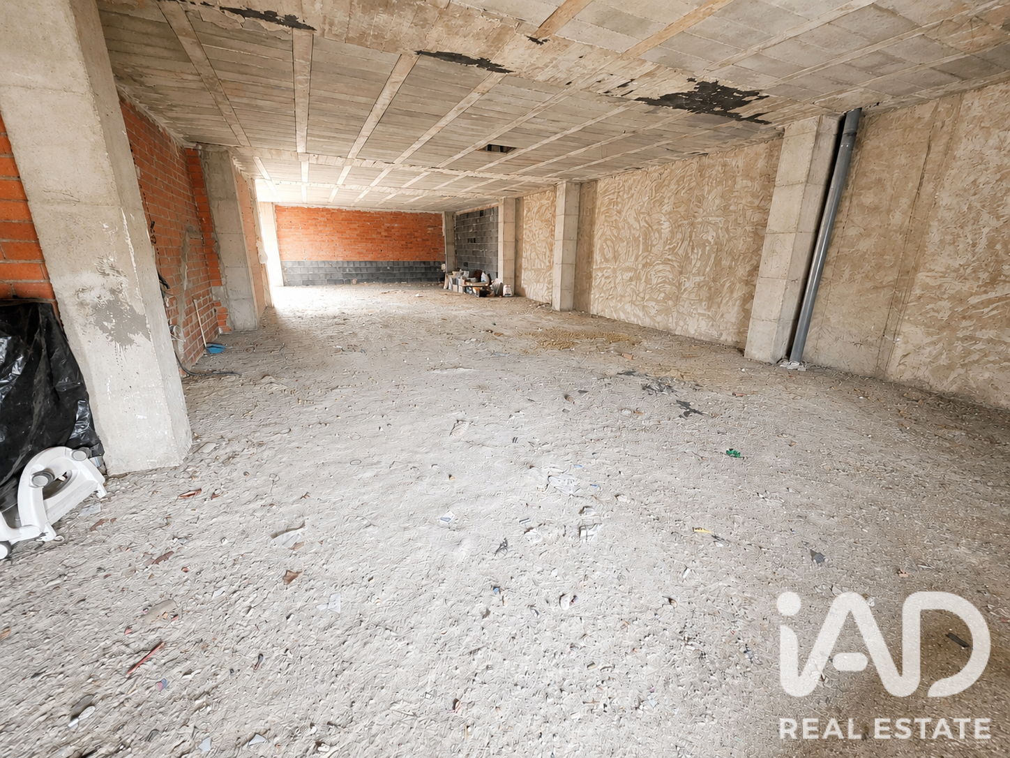 Commercial property in Calasparra, Murcia, Spain 800 sq.m. No. 187649
