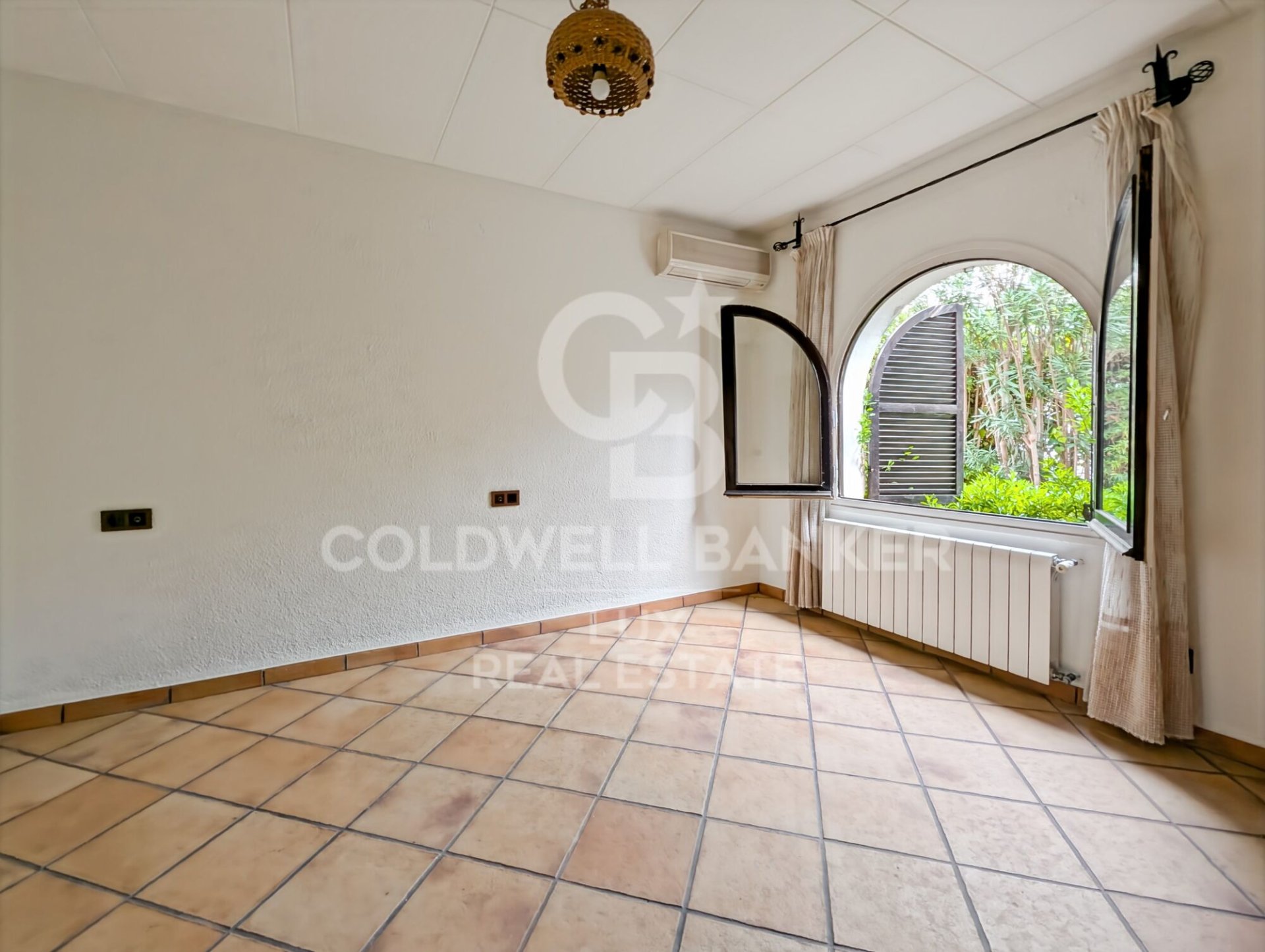 Villa in Empuriabrava, Girona, Spain 5 bedrooms, 541 sq.m. No. 159419