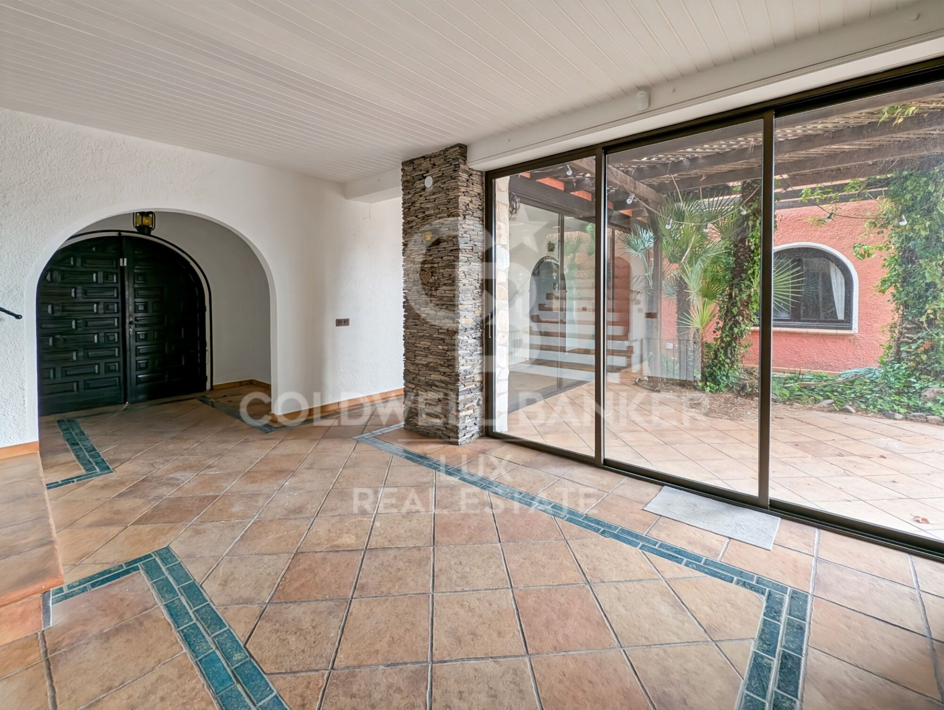 Villa in Empuriabrava, Girona, Spain 5 bedrooms, 541 sq.m. No. 159419