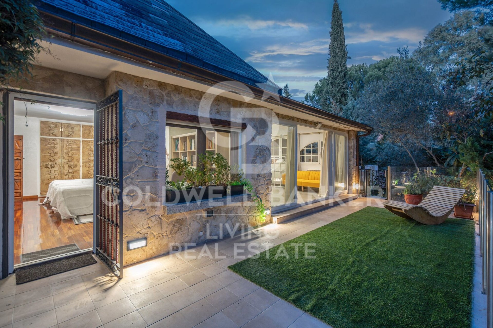 Hus i Majadahonda, Madrid, Spanien 7 sovrum, 950 kvm. Nr. 159421