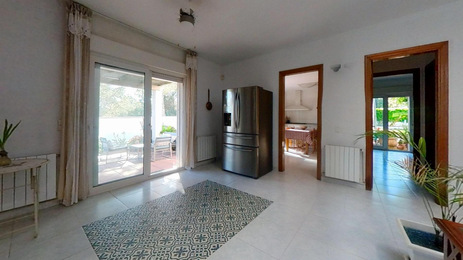 Casa a Coma-Ruga, Tarragona, Spagna 5 camere da letto, 307 mq. N° 141083