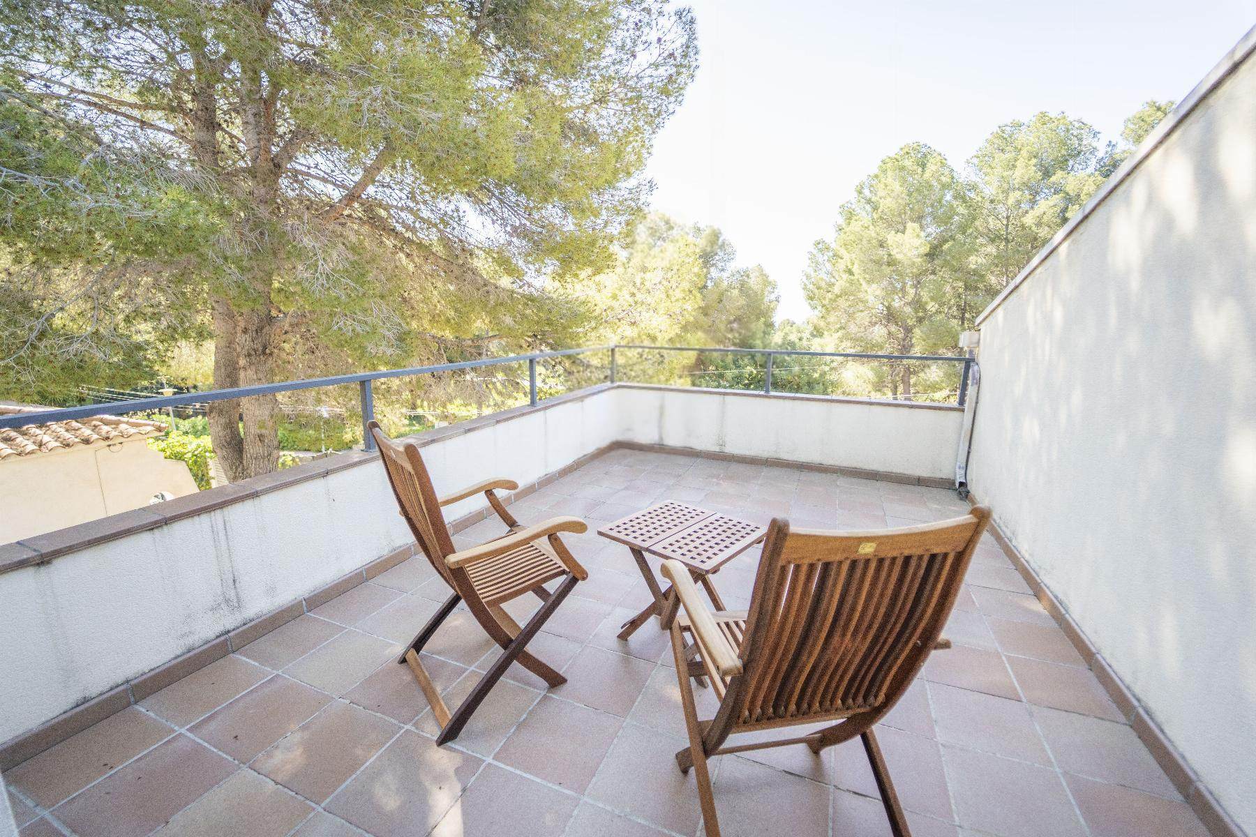 House à Coma-Ruga, Tarragona, Espagne 4 chambres, 300 m2 No. 141084