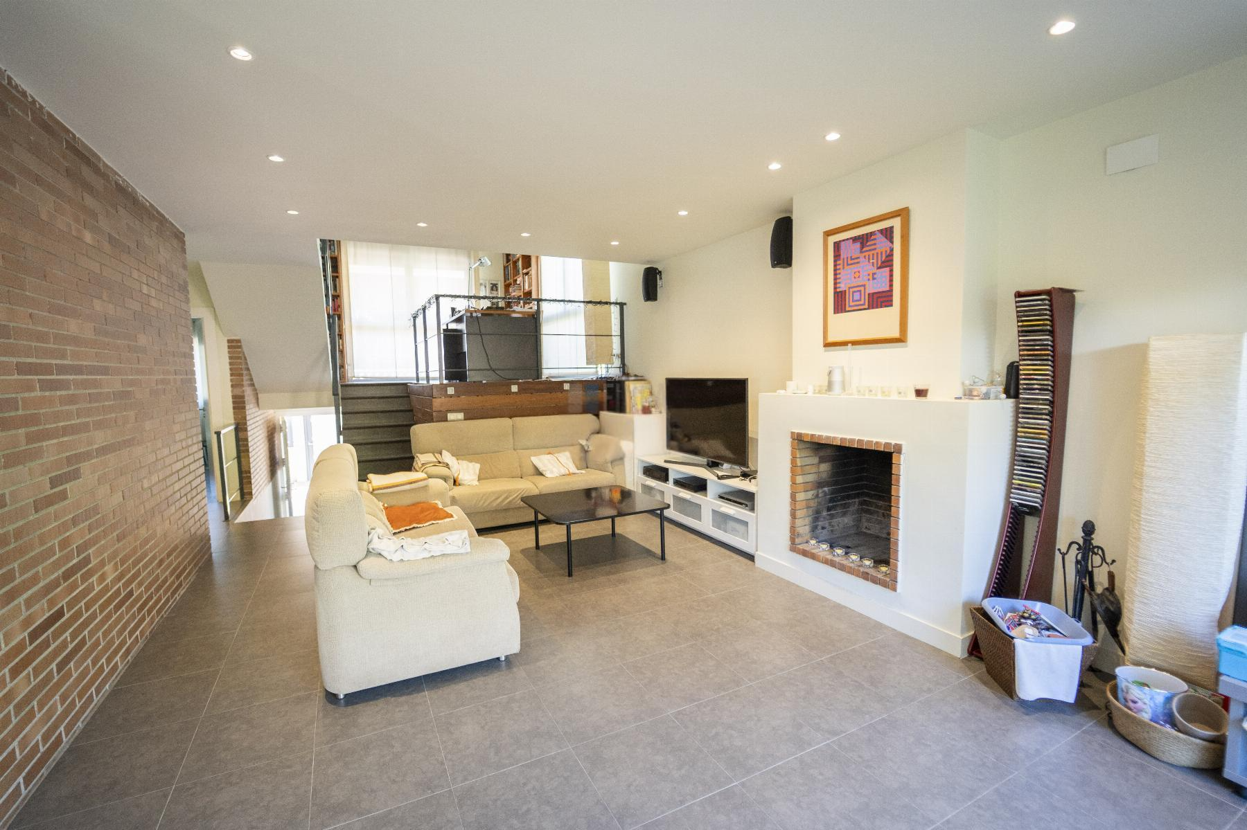 House à Coma-Ruga, Tarragona, Espagne 4 chambres, 300 m2 No. 141084
