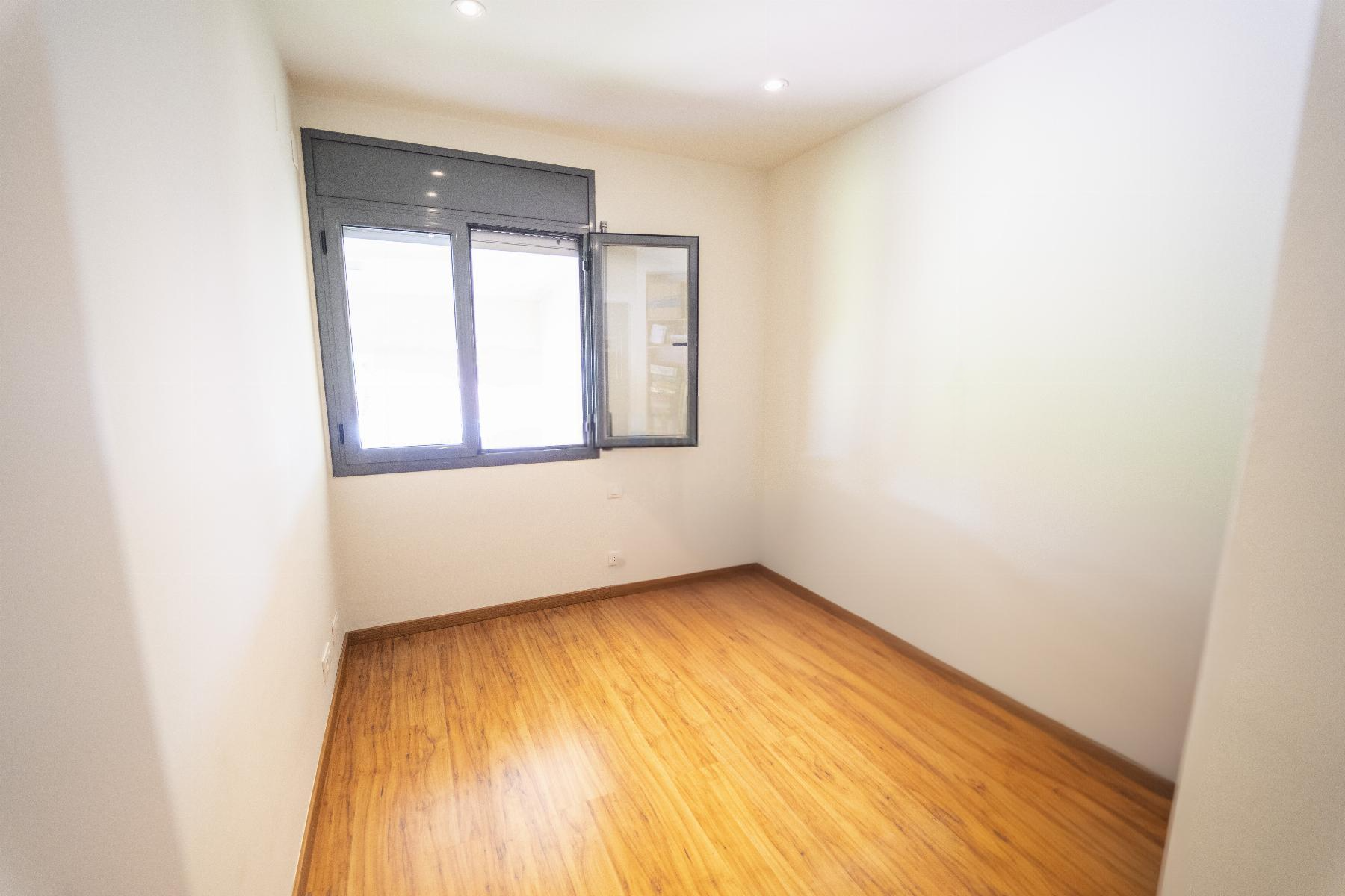 House à Coma-Ruga, Tarragona, Espagne 4 chambres, 300 m2 No. 141084