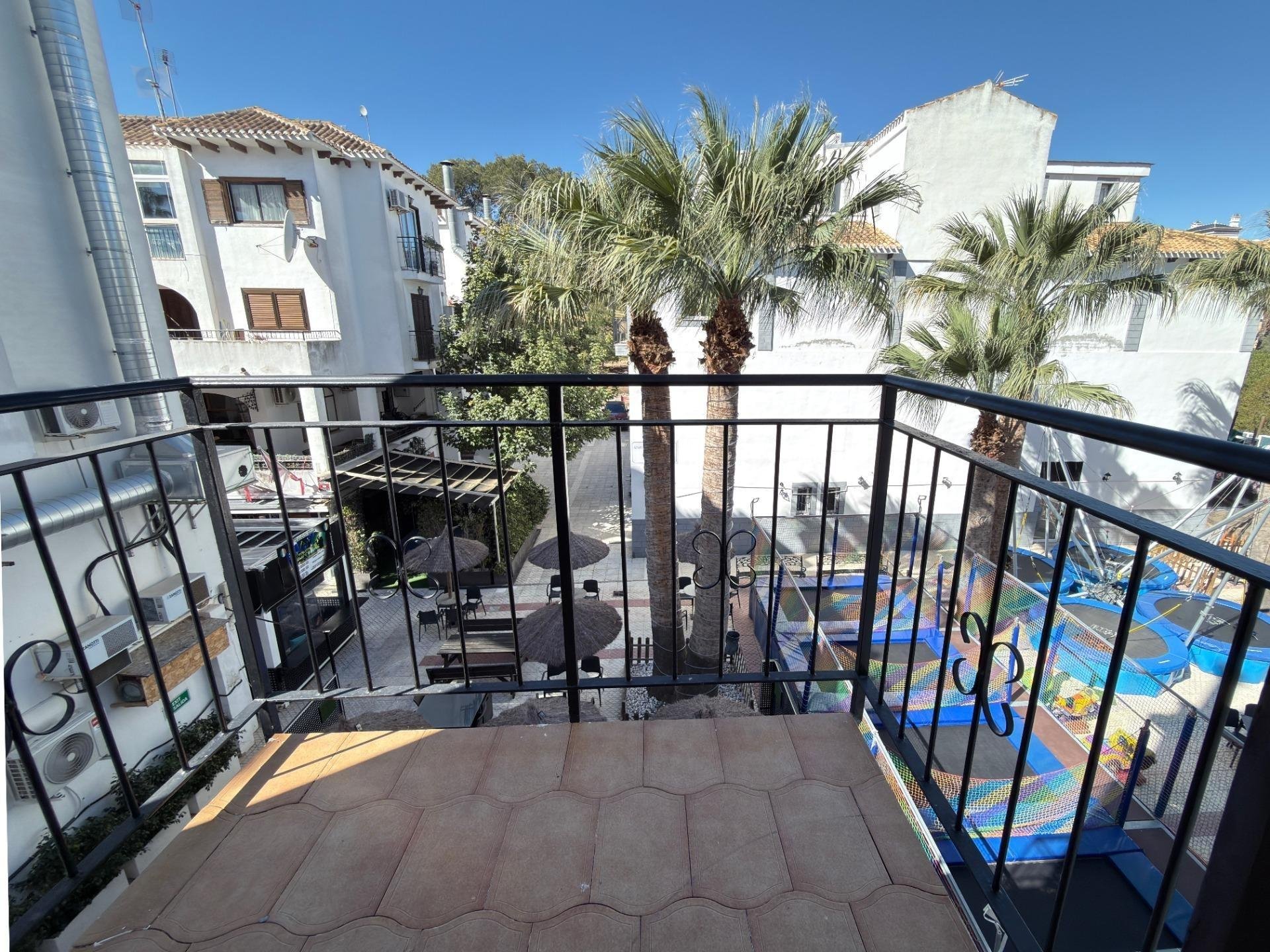 Huoneisto Villamartin, Alicante, Espanja 2 makuuhuonetta, 93 m2 No. 182998