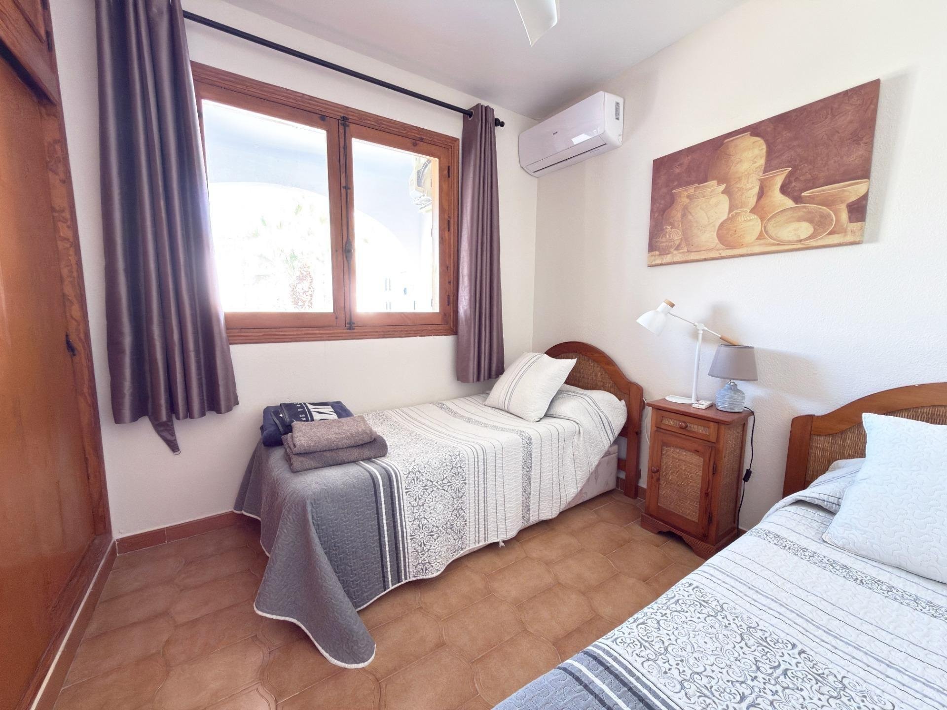 Huoneisto Villamartin, Alicante, Espanja 2 makuuhuonetta, 93 m2 No. 182998