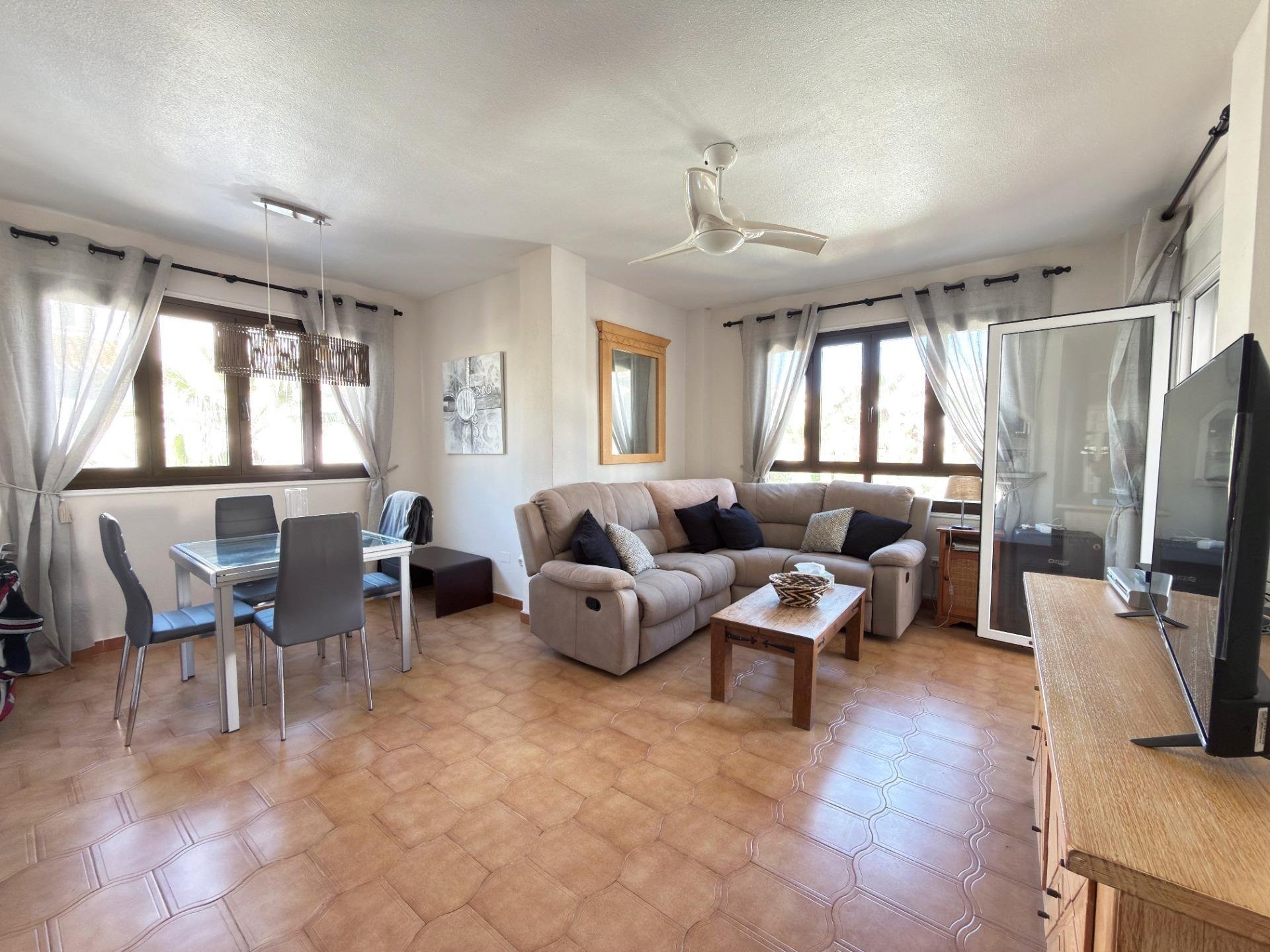 Huoneisto Villamartin, Alicante, Espanja 2 makuuhuonetta, 93 m2 No. 182998