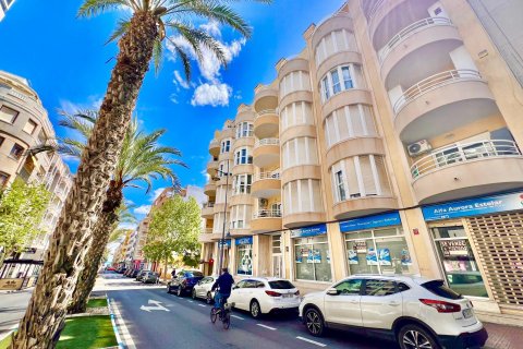 Apartament w Torrevieja, Alicante, Hiszpania 2 sypialnie, 72 mkw. nr 182999