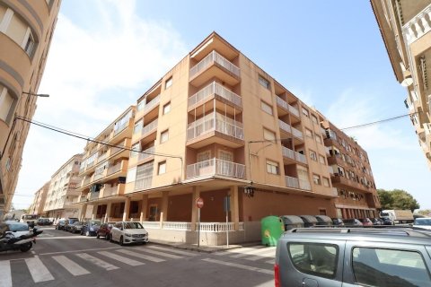 Apartament w Torrevieja, Alicante, Hiszpania 3 sypialnie, 85 mkw. nr 182996