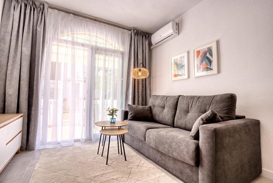 Duplex in Torrevieja, Alicante, Spain 1 bedroom, 44 sq.m. No. 184280