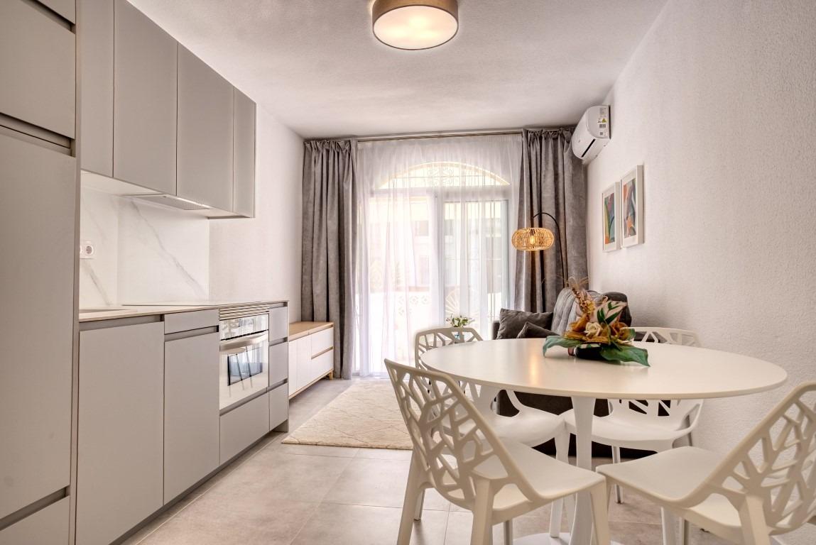 Duplex in Torrevieja, Alicante, Spain 1 bedroom, 44 sq.m. No. 184280