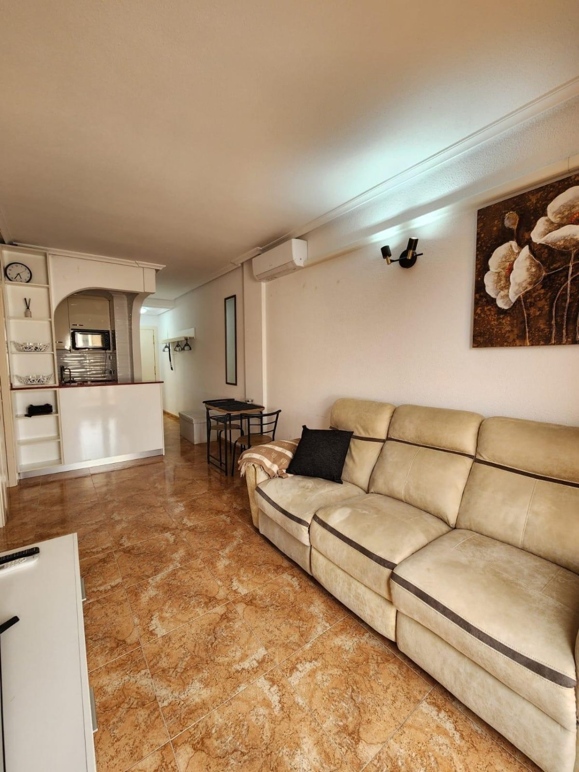 Penthouse in Torrevieja, Alicante, Spain 2 bedrooms, 63 sq.m. No. 184277