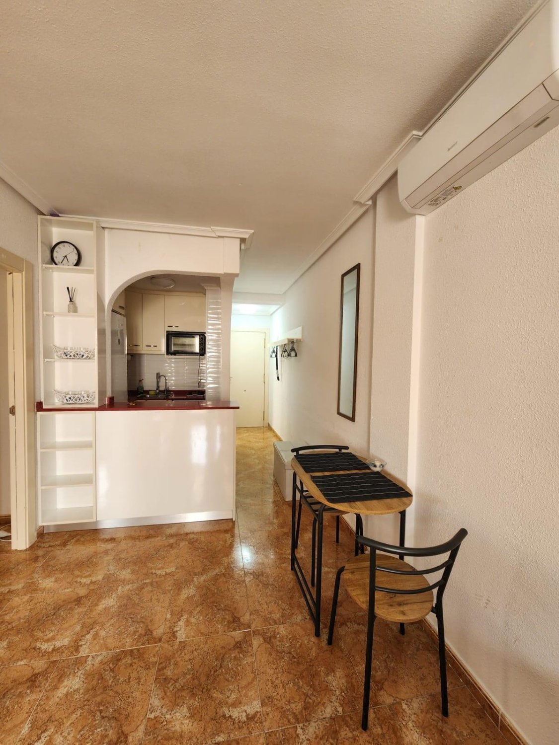 Penthouse in Torrevieja, Alicante, Spain 2 bedrooms, 63 sq.m. No. 184277