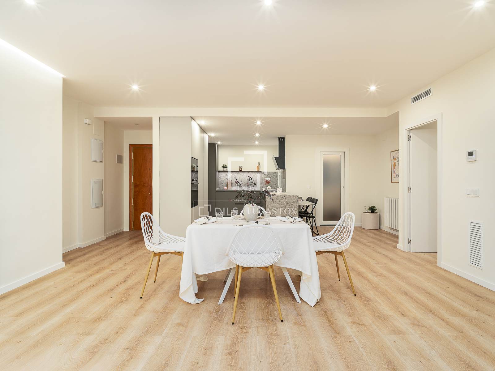 Dzīvoklis Barcelona, Spānijā 3 istabas, 130 m2 Nr. 192704