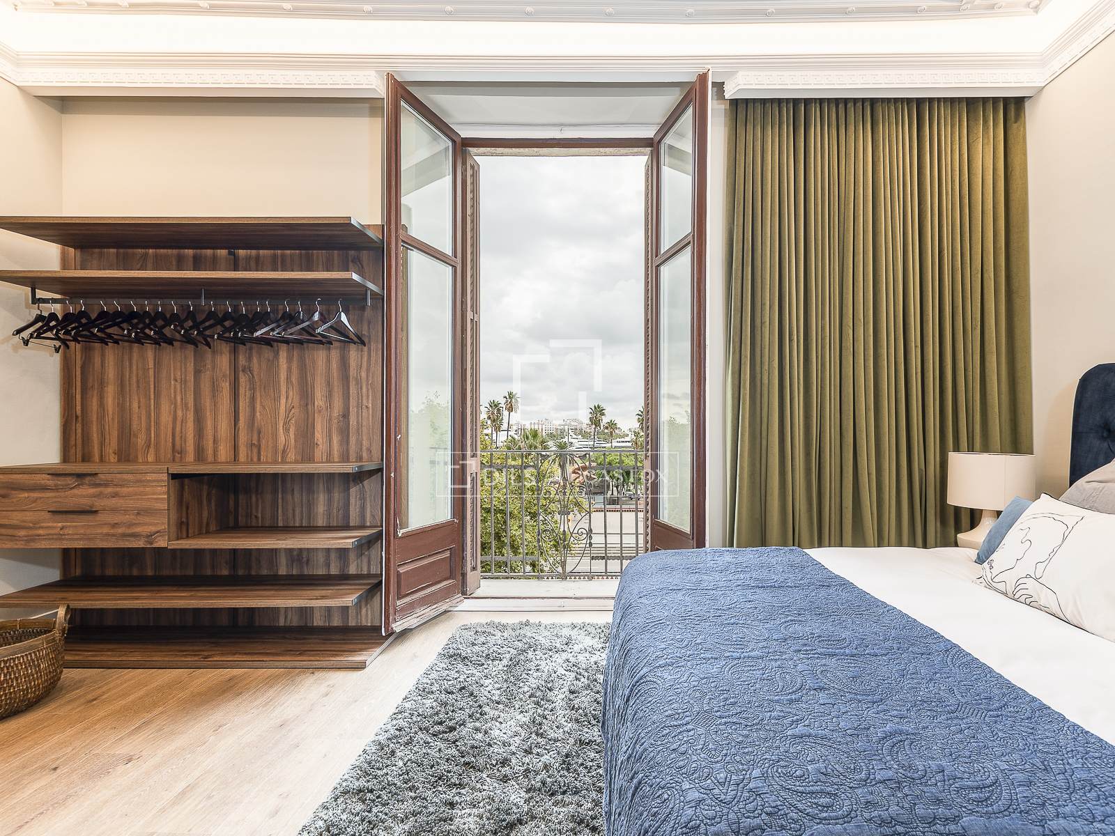 Apartment in Barcelona, Spain 2 bedrooms, 113 sq.m. No. 192706