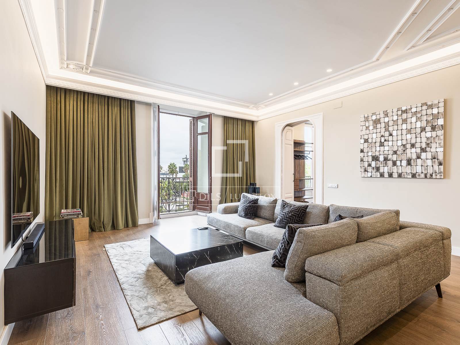 Apartment in Barcelona, Spain 2 bedrooms, 113 sq.m. No. 192706