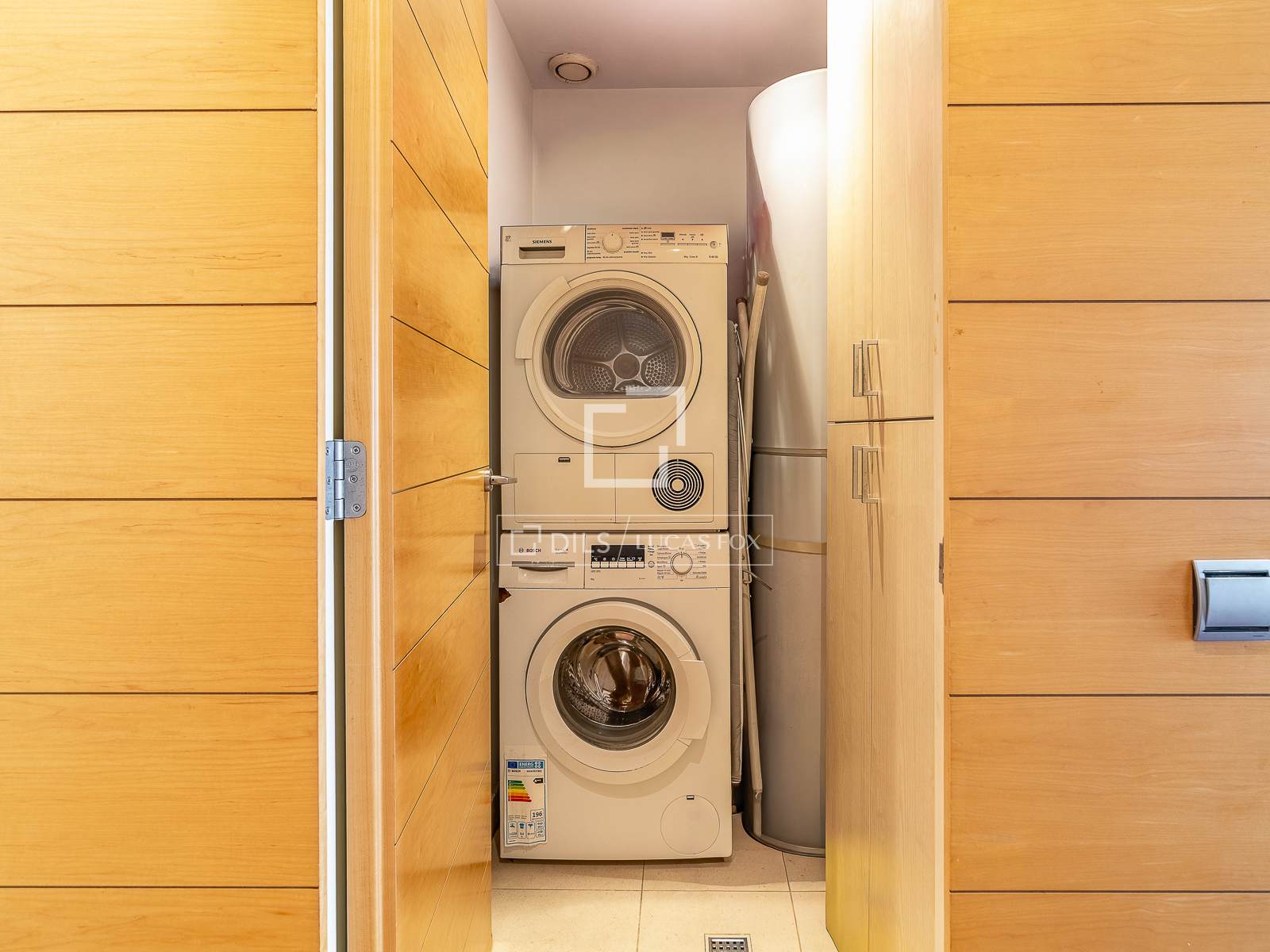 Dzīvoklis Barcelona, Spānijā 4 istabas, 133 m2 Nr. 192703