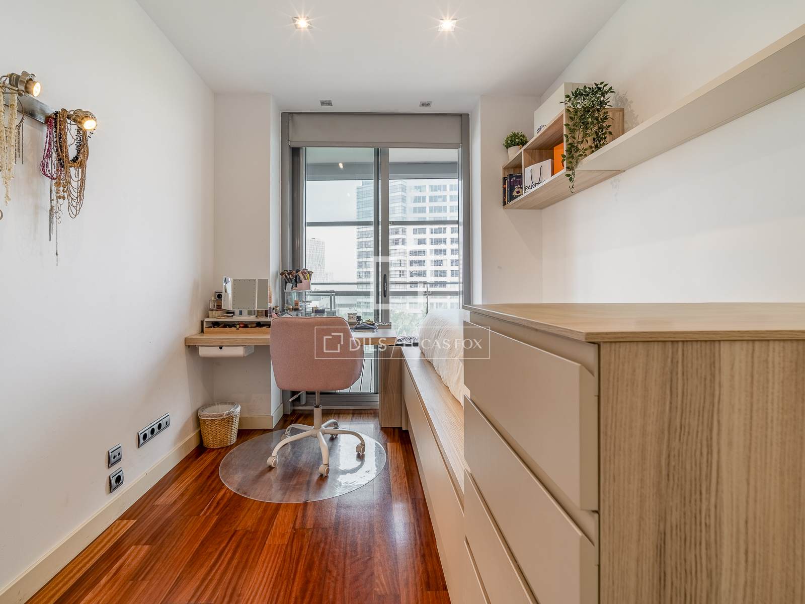 Dzīvoklis Barcelona, Spānijā 4 istabas, 133 m2 Nr. 192703