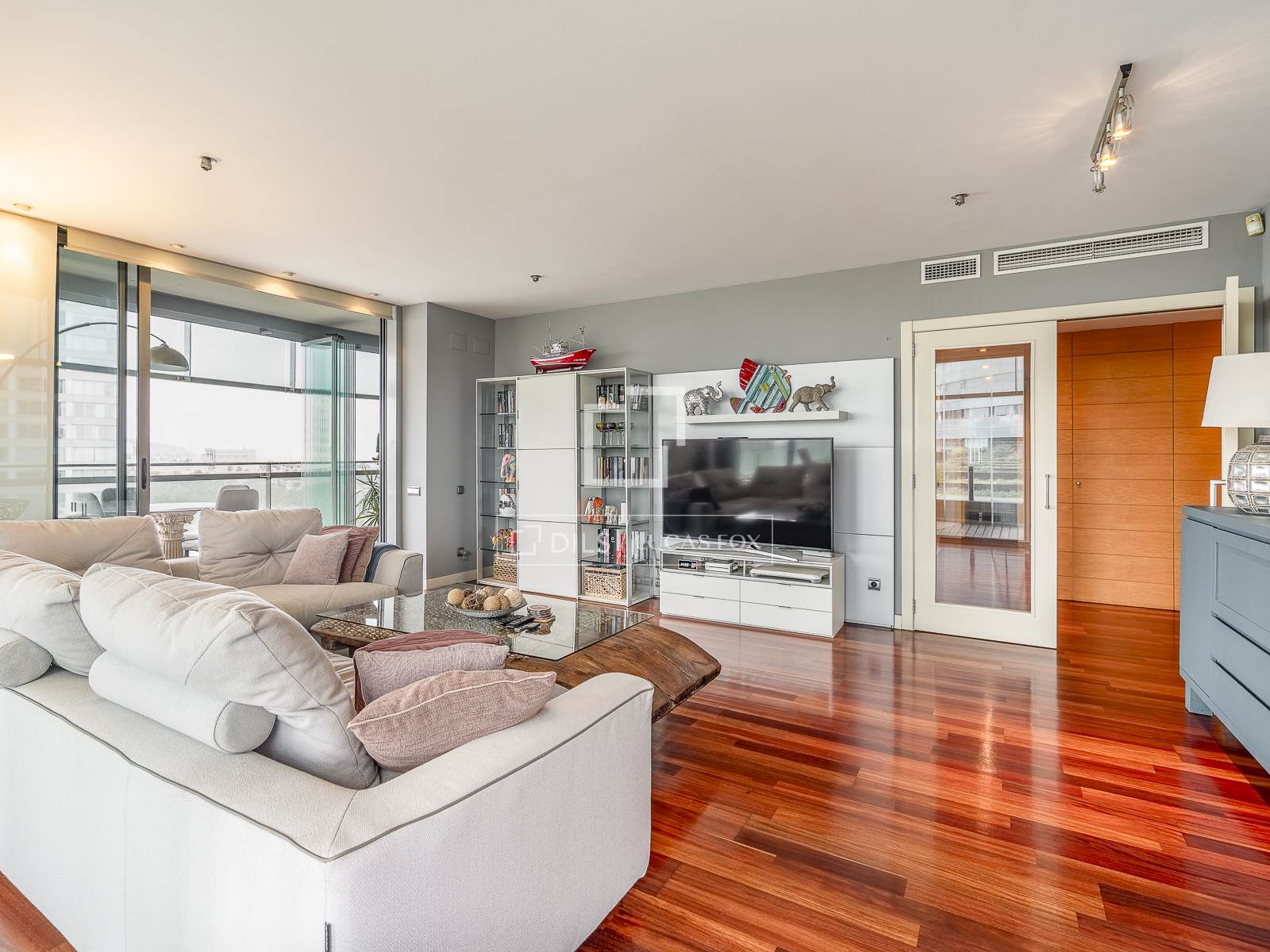 Dzīvoklis Barcelona, Spānijā 4 istabas, 133 m2 Nr. 192703