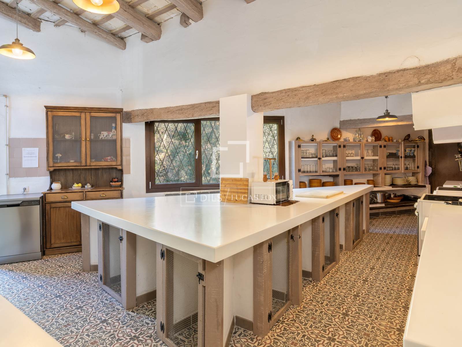 Finca in Mataro, Barcelona, Spain 13 bedrooms, 651 sq.m. No. 192705
