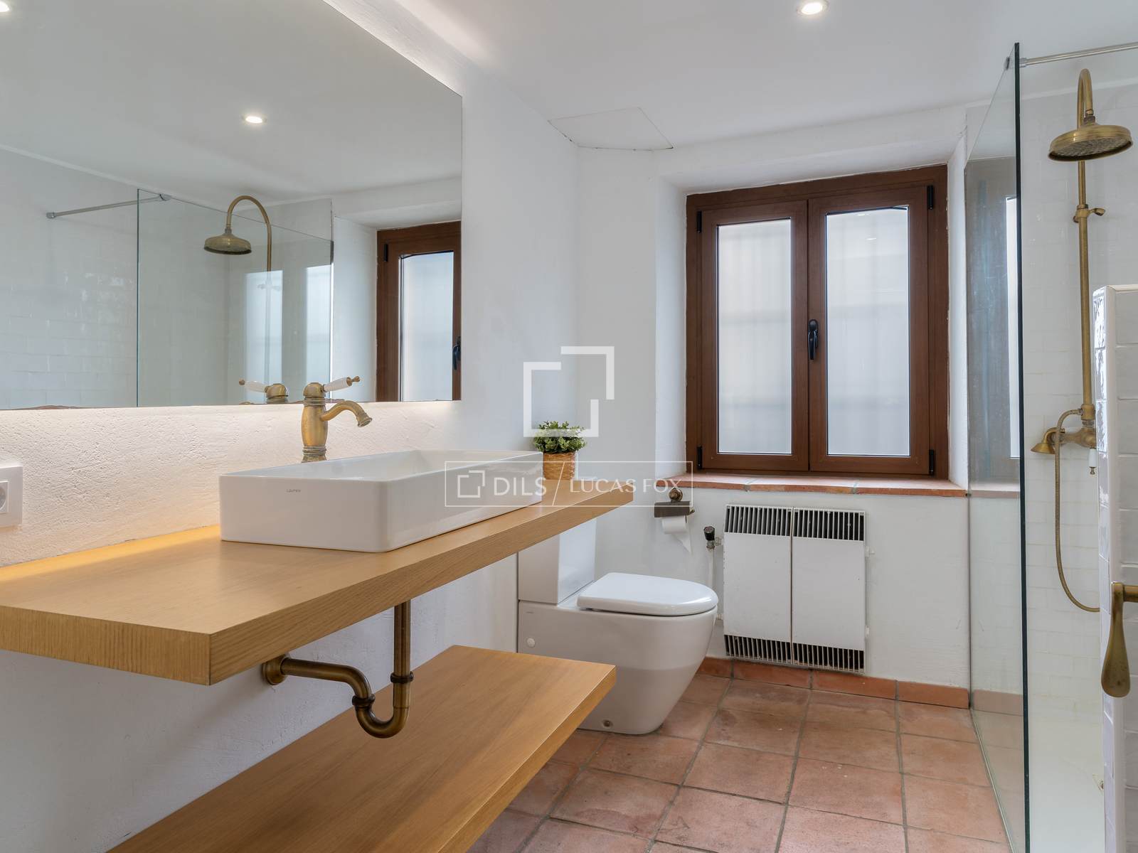 Finca in Mataro, Barcelona, Spain 13 bedrooms, 651 sq.m. No. 192705