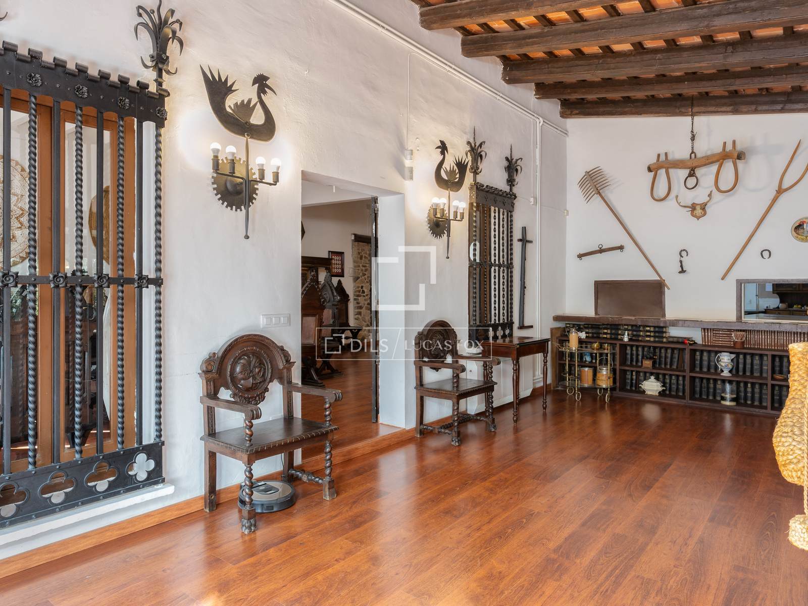 Finca in Mataro, Barcelona, Spain 13 bedrooms, 651 sq.m. No. 192705