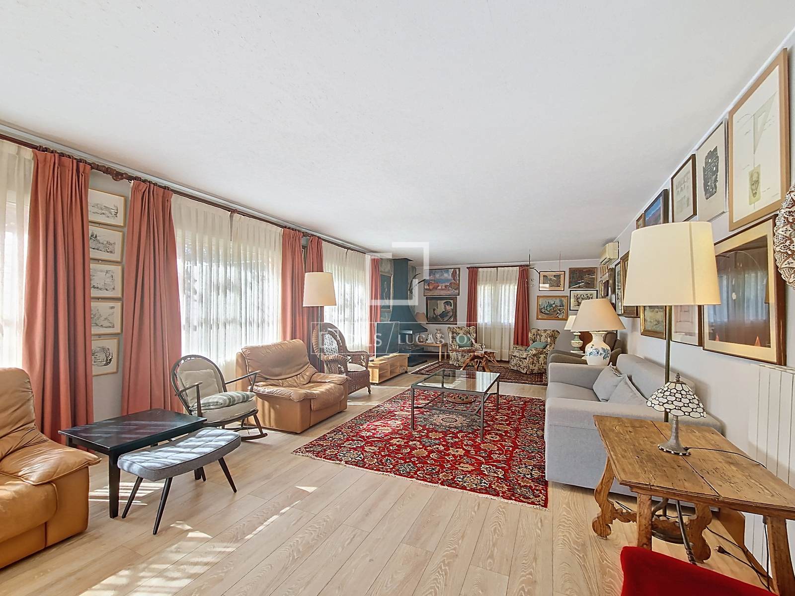 Finca in Vilanova i la Geltru, Barcelona, Spain 5 bedrooms, 248 sq.m. No. 192707