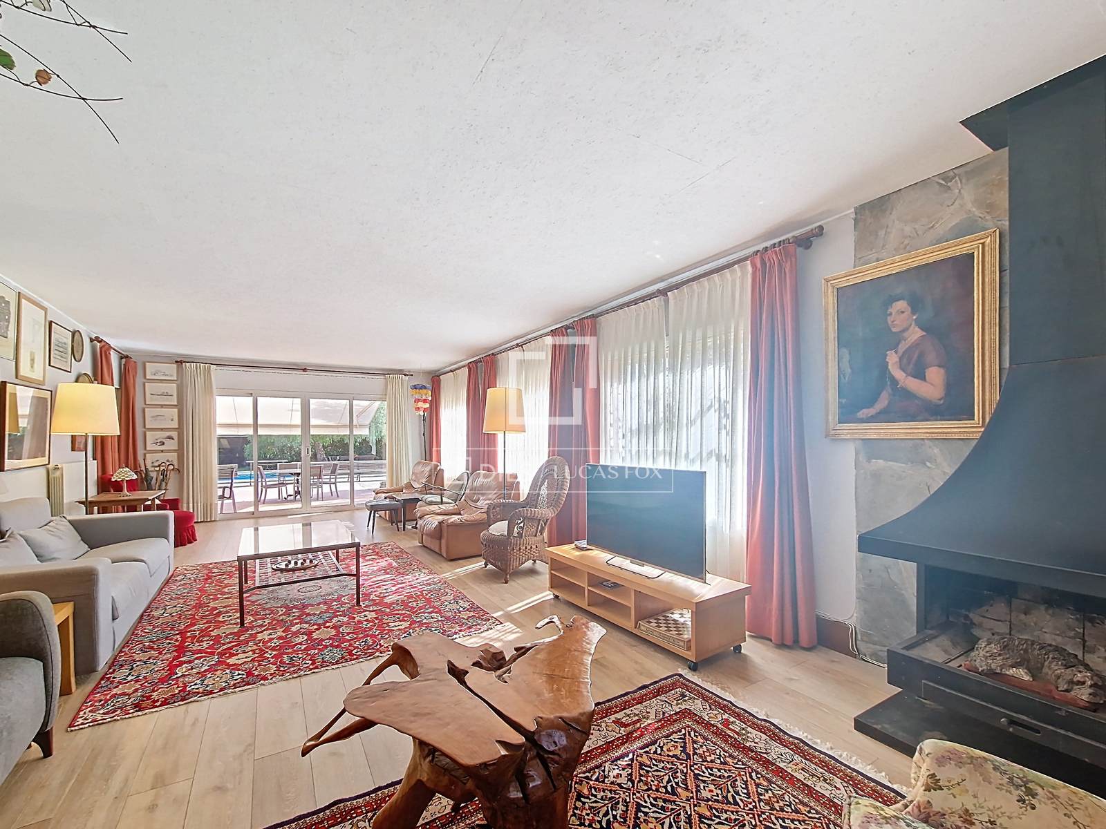Finca in Vilanova i la Geltru, Barcelona, Spain 5 bedrooms, 248 sq.m. No. 192707
