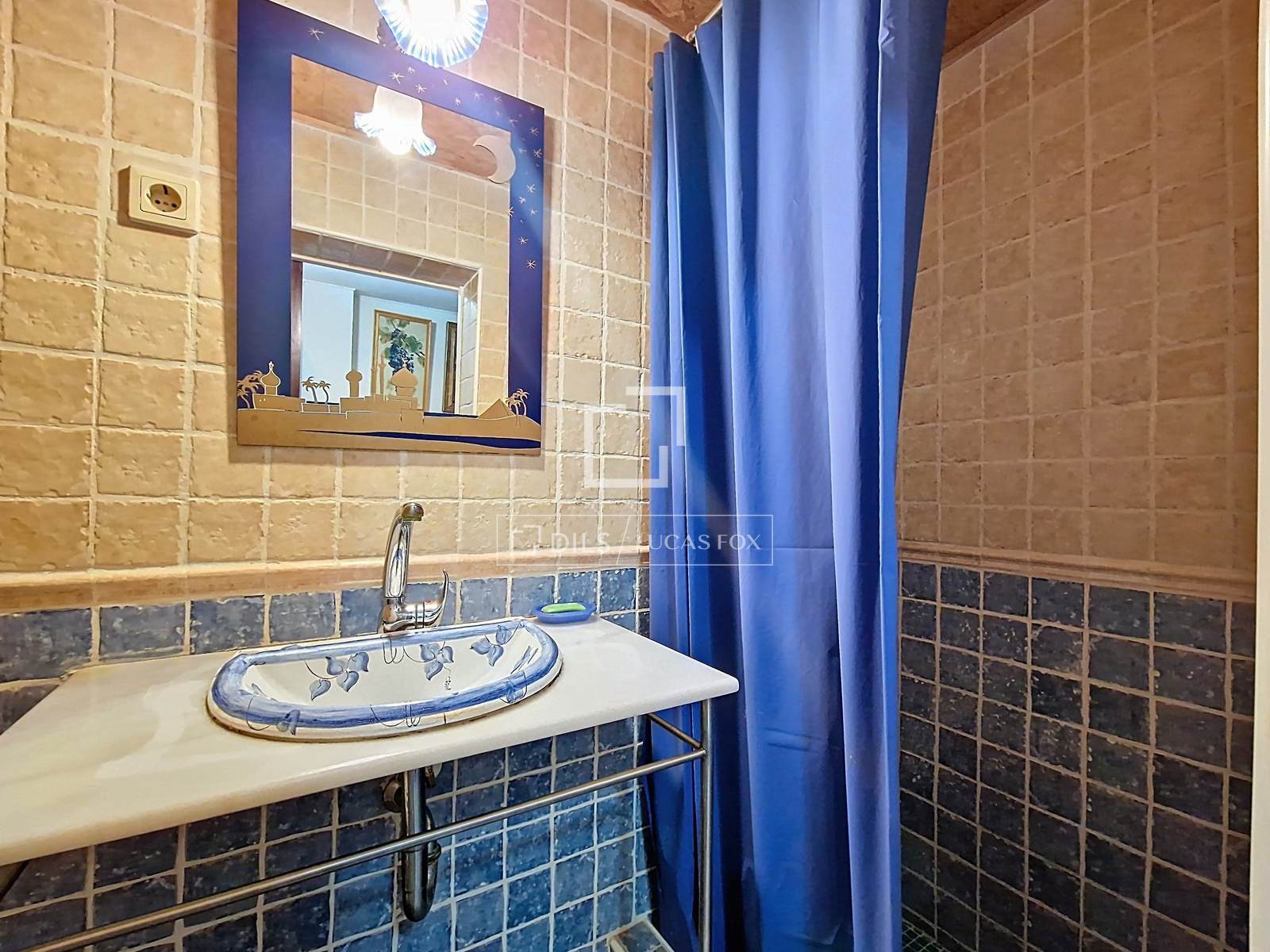 Finca in Vilanova i la Geltru, Barcelona, Spain 5 bedrooms, 248 sq.m. No. 192707