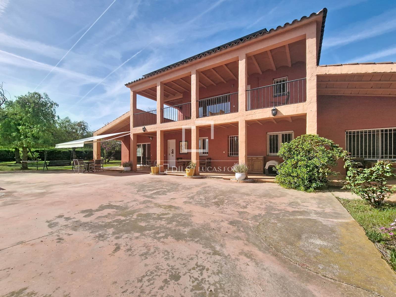 Finca in Vilanova i la Geltru, Barcelona, Spain 5 bedrooms, 248 sq.m. No. 192707