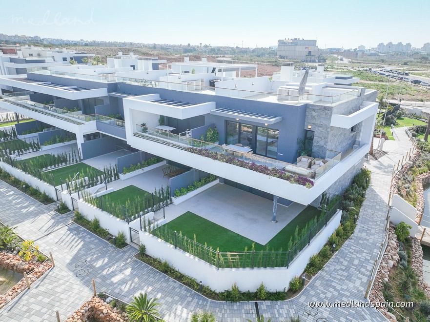 Appartamento a Torrevieja, Alicante, Spagna 3 camere da letto, 100 mq. N° 105000