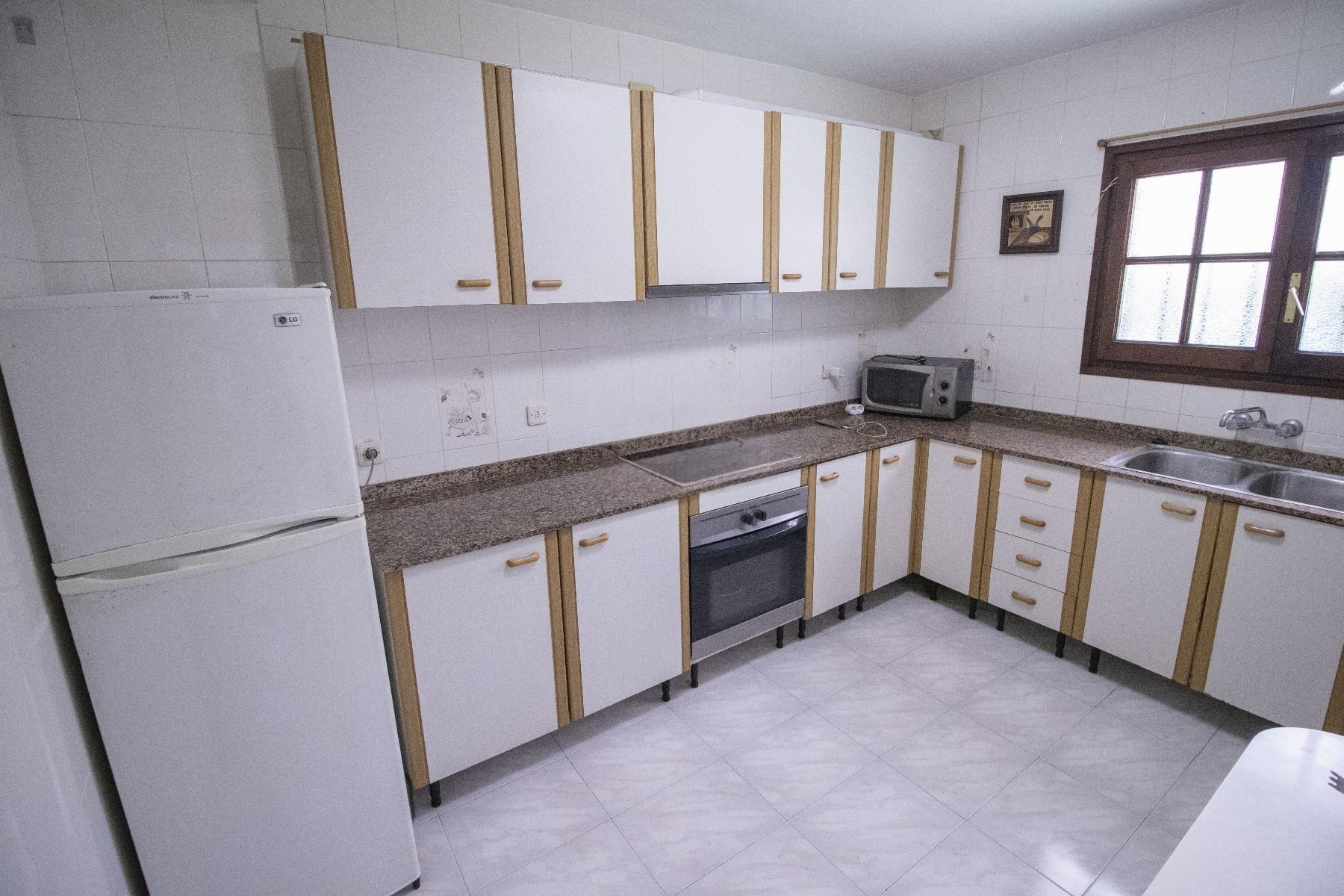 House in Coma-Ruga, Tarragona, Spanien 6 Schlafzimmer, 160 m2 Nr. 140840