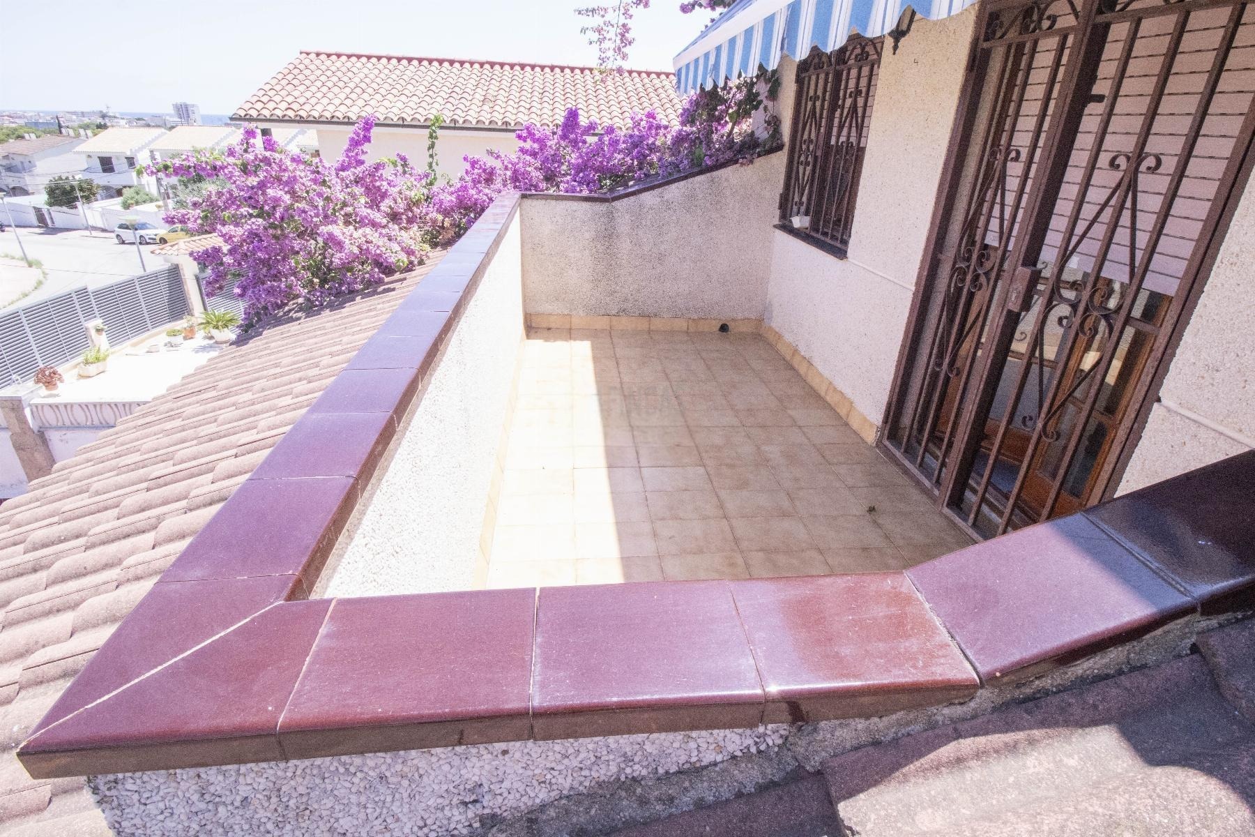 House in Coma-Ruga, Tarragona, Spanien 6 Schlafzimmer, 160 m2 Nr. 140840