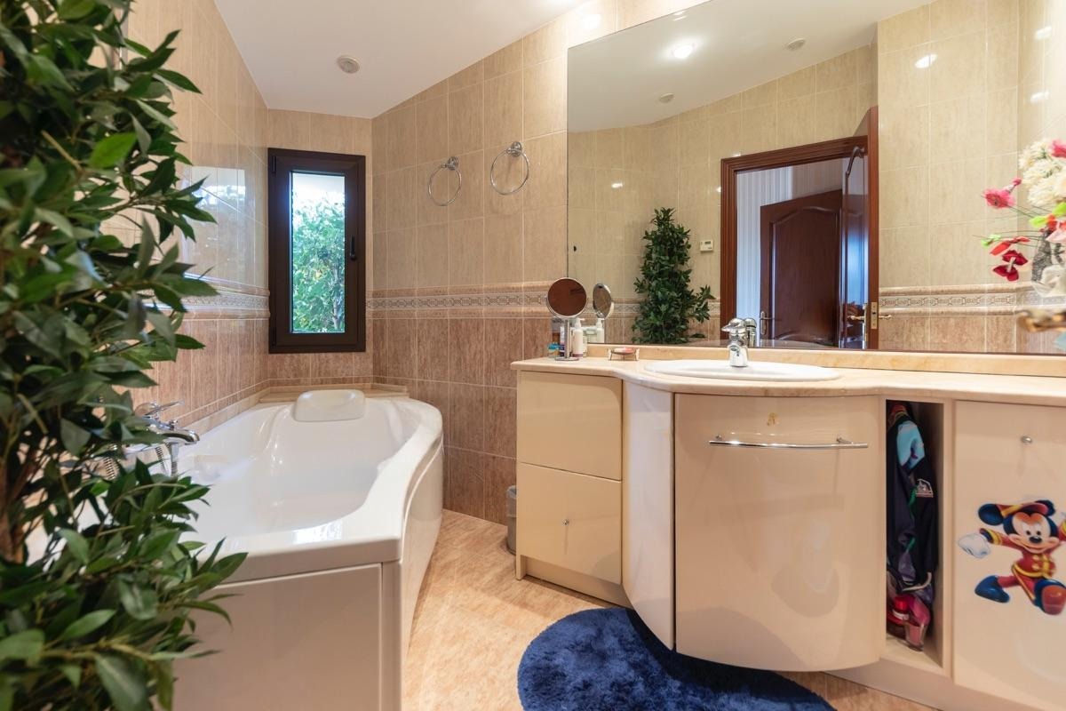 House à S'Agaro, Girona, Espagne 4 chambres, 2265 m2 No. 140835