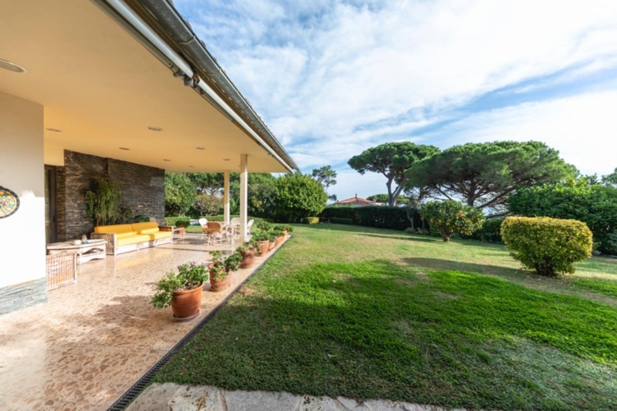 House à S'Agaro, Girona, Espagne 4 chambres, 2265 m2 No. 140835