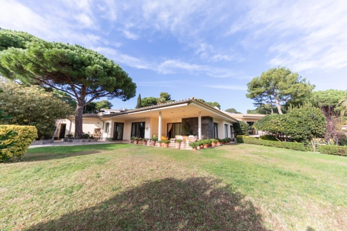 House à S'Agaro, Girona, Espagne 4 chambres, 2265 m2 No. 140835