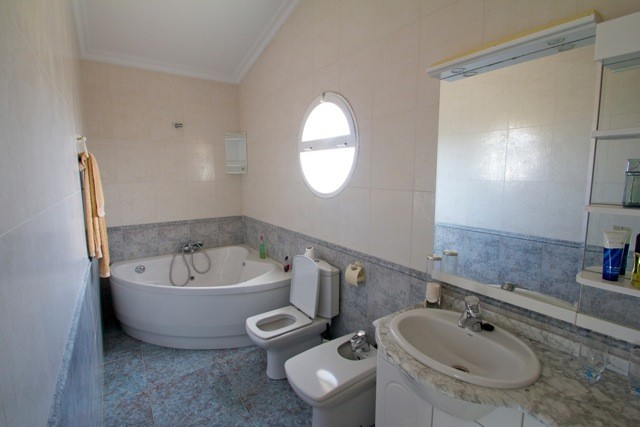 Villa i Torrevieja, Alicante, Spanien 5 sovrum, 490 kvm. Nr. 80159