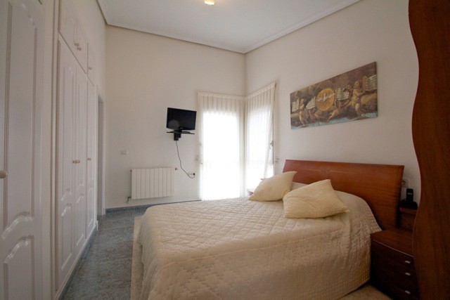 Villa i Torrevieja, Alicante, Spanien 5 sovrum, 490 kvm. Nr. 80159
