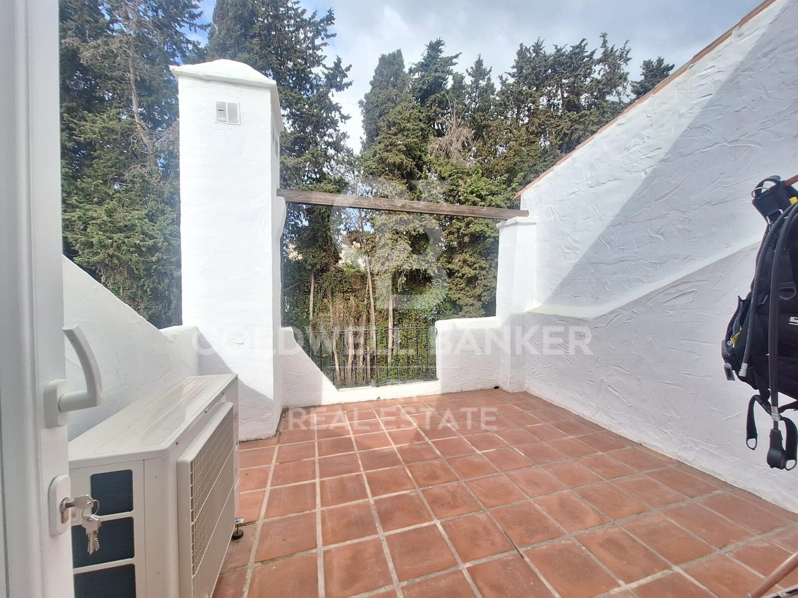 House in Marbella, Malaga, Spain 4 bedrooms, 140 sq.m. No. 160048