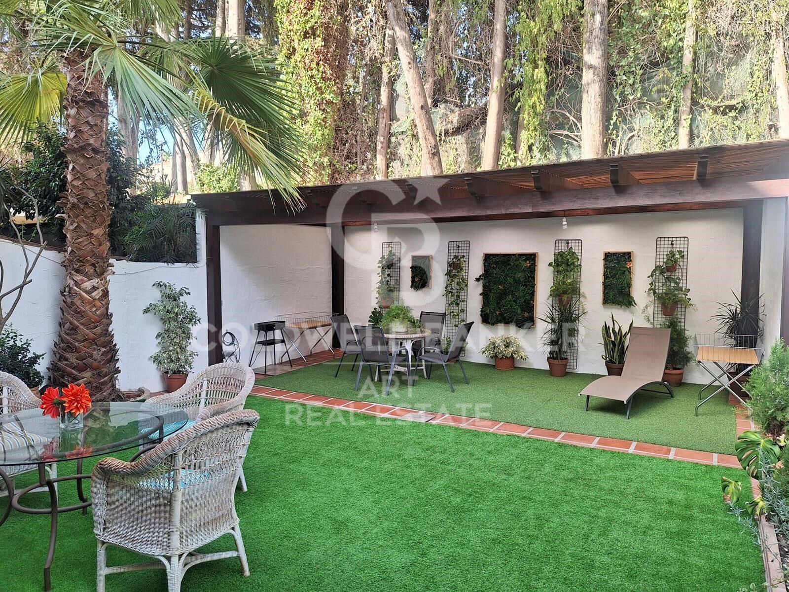 House in Marbella, Malaga, Spain 4 bedrooms, 140 sq.m. No. 160048