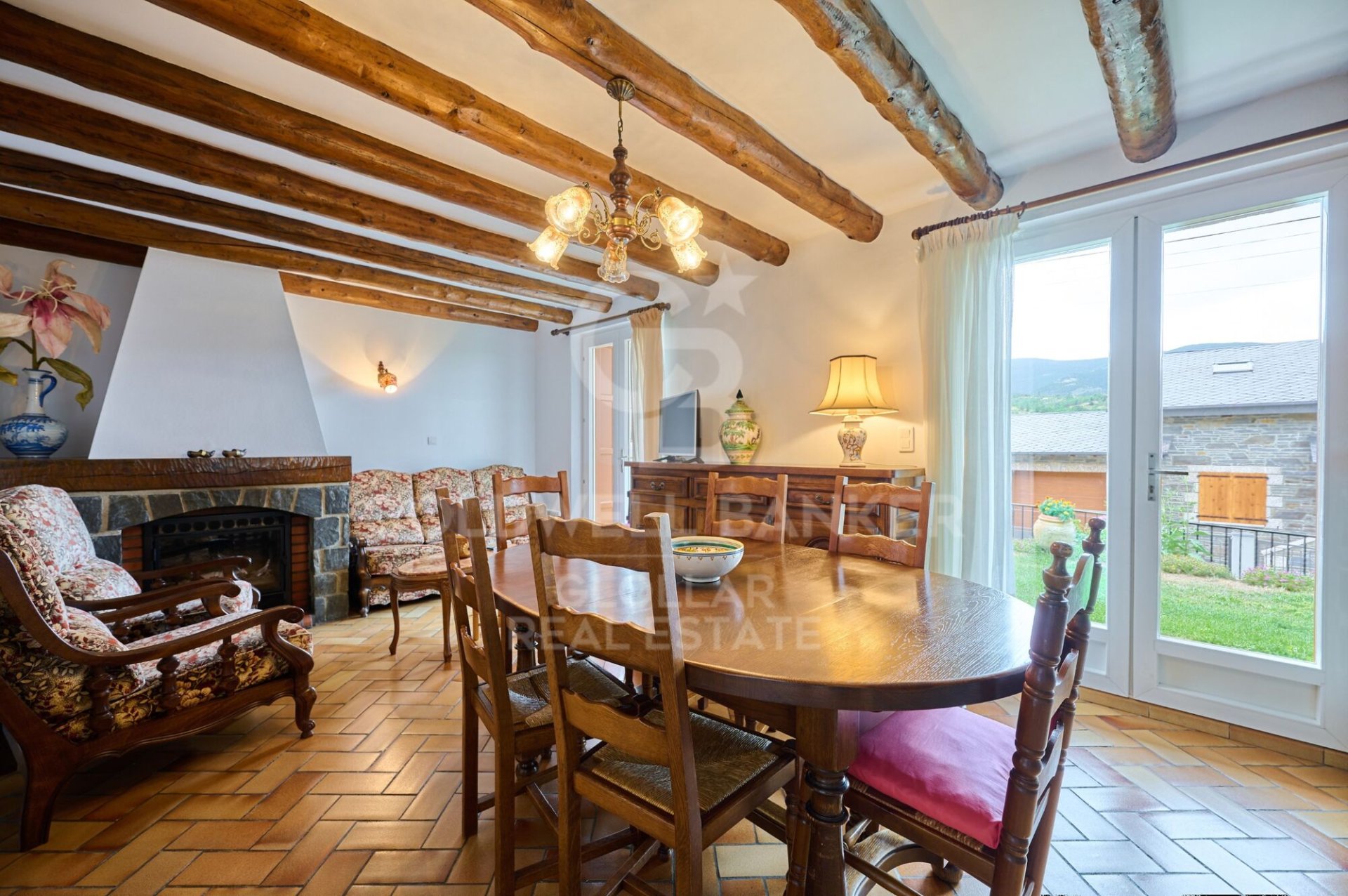House in Spain 8 bedrooms, 240 sq.m. No. 160045