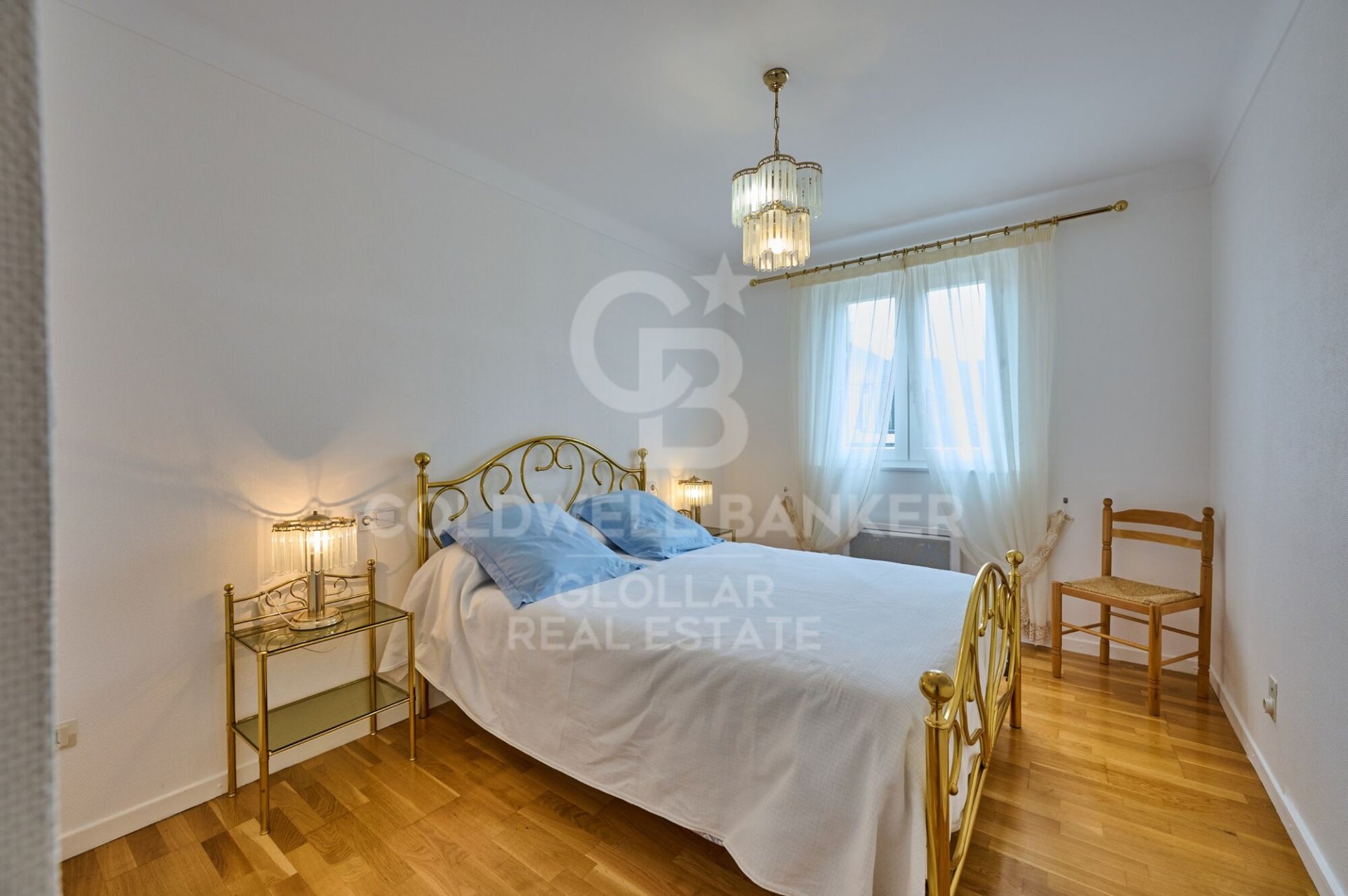 House in Spain 8 bedrooms, 240 sq.m. No. 160045