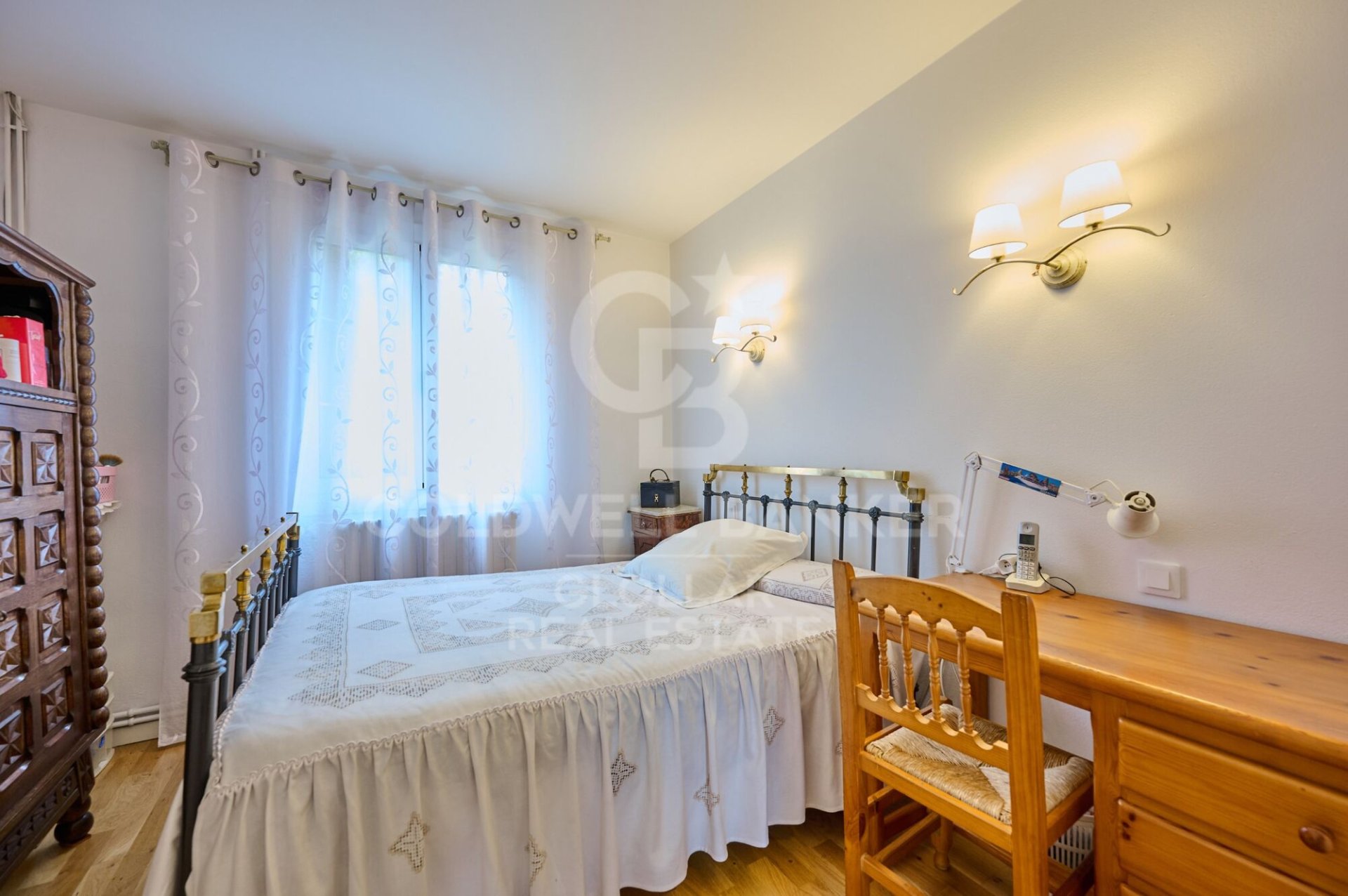 House in Spain 8 bedrooms, 240 sq.m. No. 160045